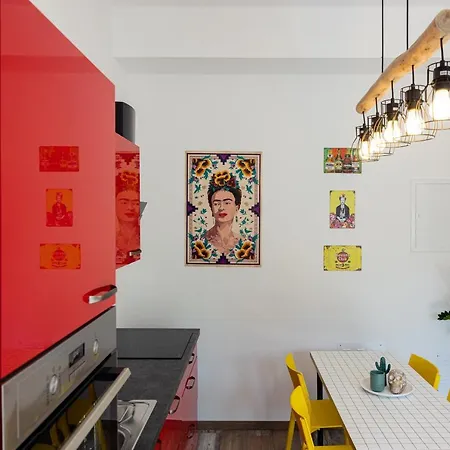 Apartment House Frida *