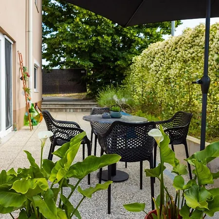 House Frida * كوبر